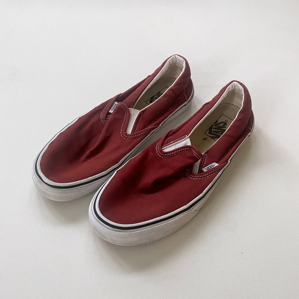 Vans Classic Slip On Maroon Canvas Skate Shoes Women's‎ Size 11